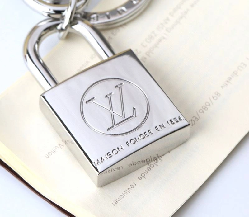 Louis Vuitton Keychains Sophisticated 266888
