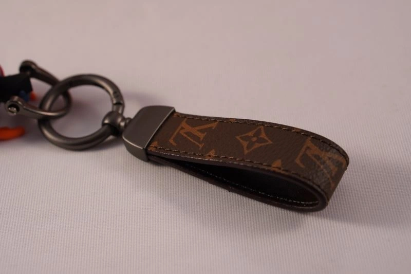 OnTrend Louis Vuitton Keychains 266882