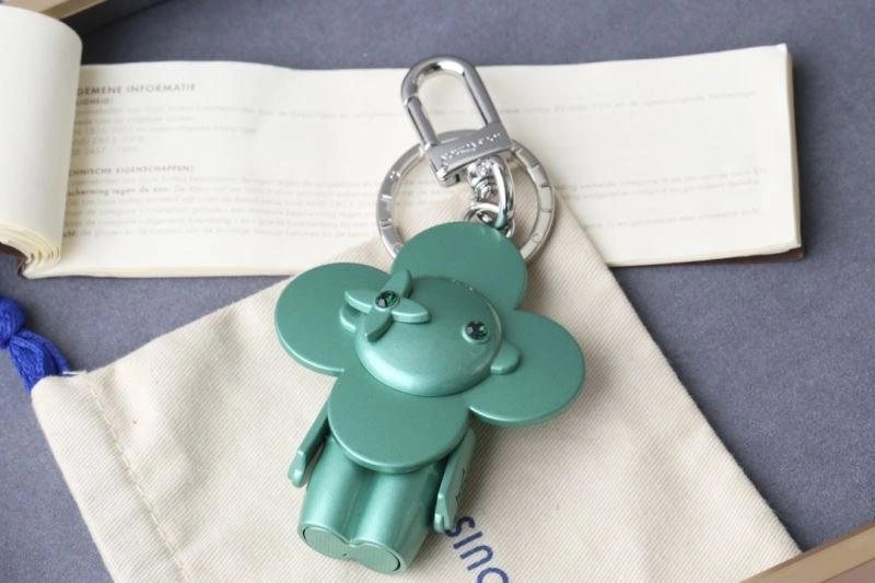 QuickDry Louis Vuitton Keychains 266854