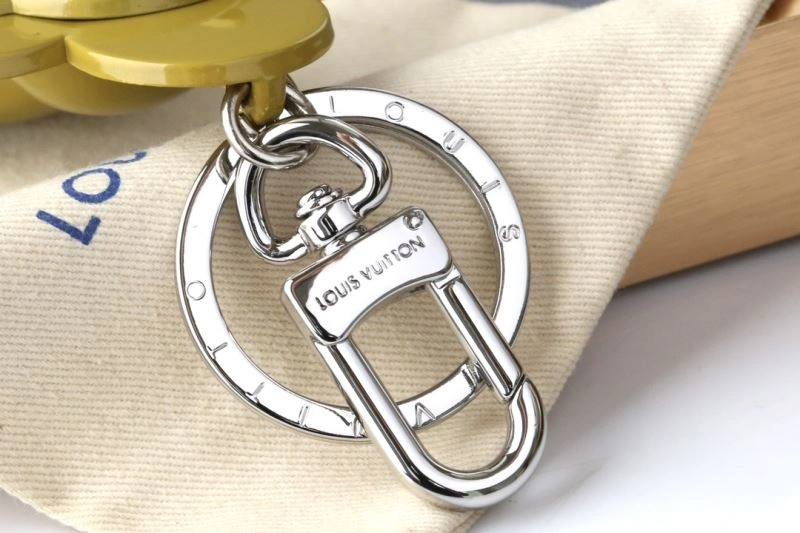 QuickDry Louis Vuitton Keychains 266854
