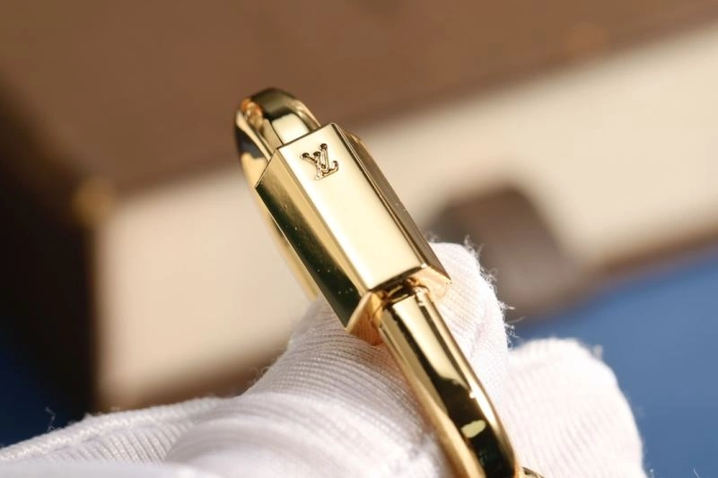Louis Vuitton Keychains Unisex 266841