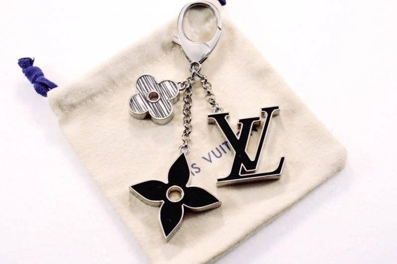 Louis Vuitton Keychains Timeless 266830