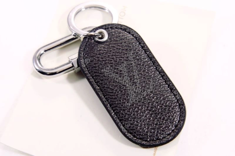 WrinkleFree Louis Vuitton Keychains 266824