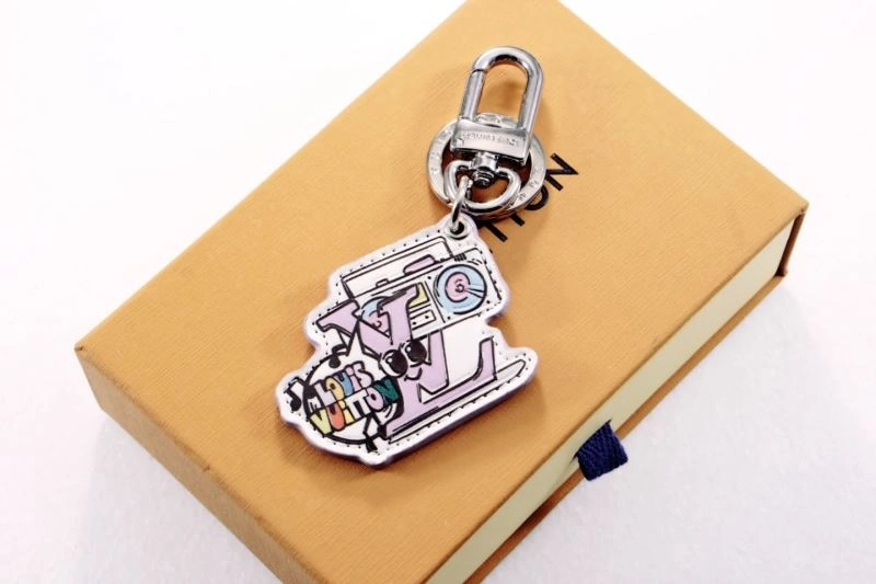Louis Vuitton Keychains Chic 266827