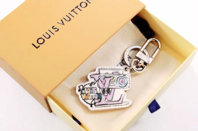 Louis Vuitton Keychains Chic 266827
