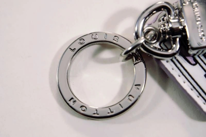 Louis Vuitton Keychains Chic 266827