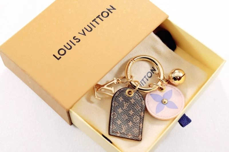 Versatile Louis Vuitton Keychains 266822