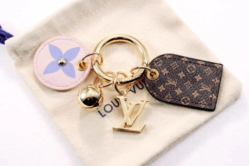 Versatile Louis Vuitton Keychains 266822