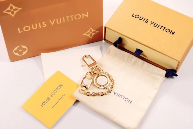 Louis Vuitton Keychains MultiPurpose 266821
