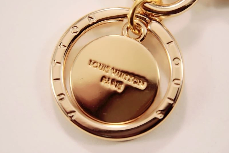 Louis Vuitton Keychains MultiPurpose 266821
