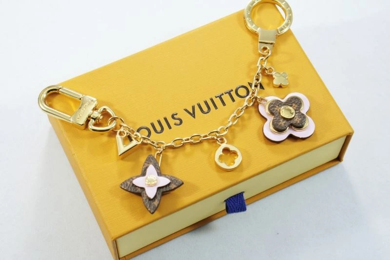 Louis Vuitton Keychains Sophisticated 266811