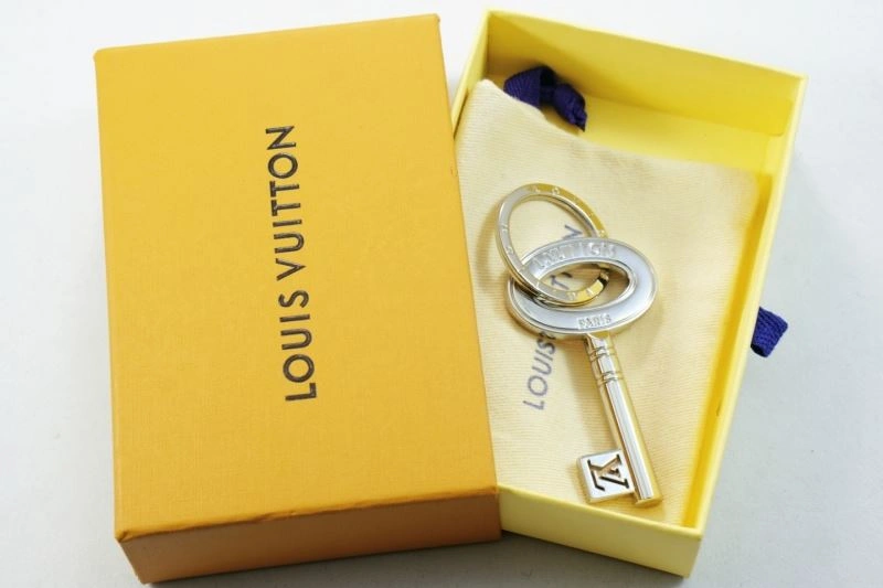 Louis Vuitton Keychains Trendsetting 266812