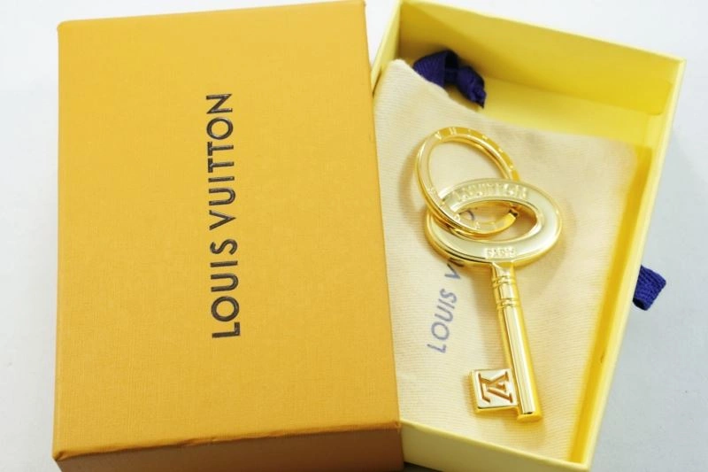 Premium Louis Vuitton Keychains 266802