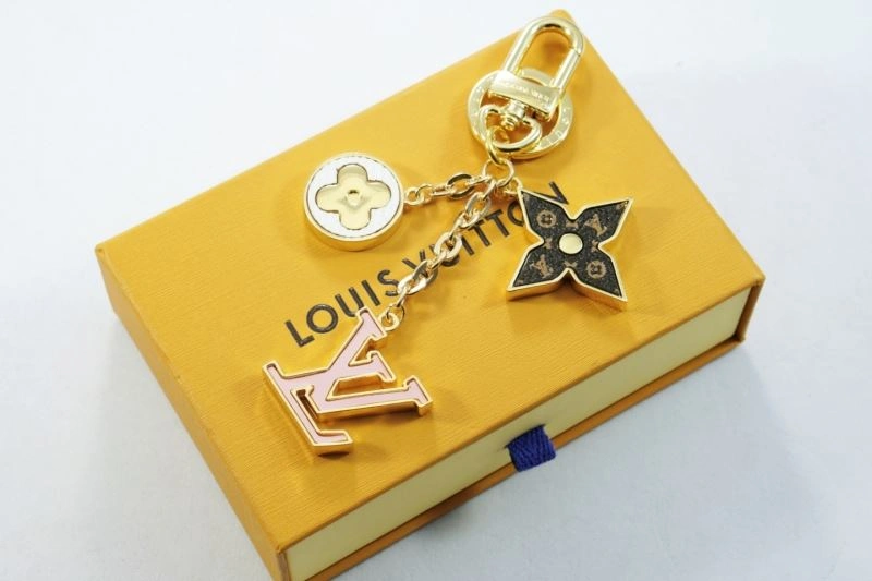 Louis Vuitton Keychains Chic 266807