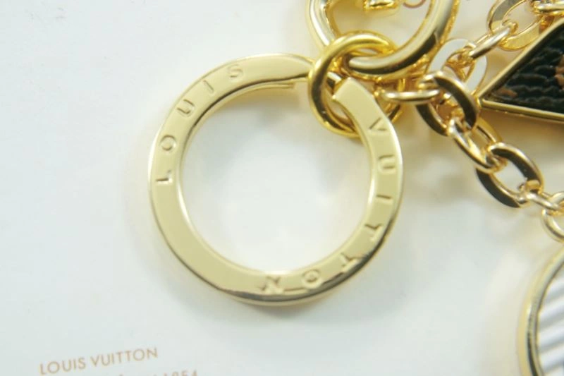 Louis Vuitton Keychains Chic 266807