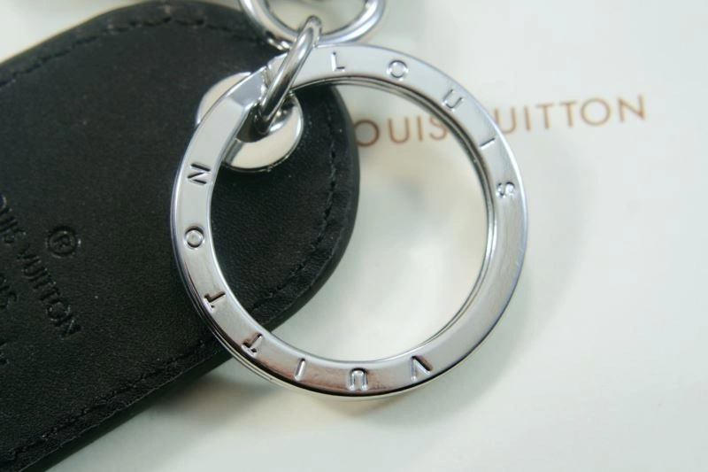 Louis Vuitton Keychains OnTrend 266817