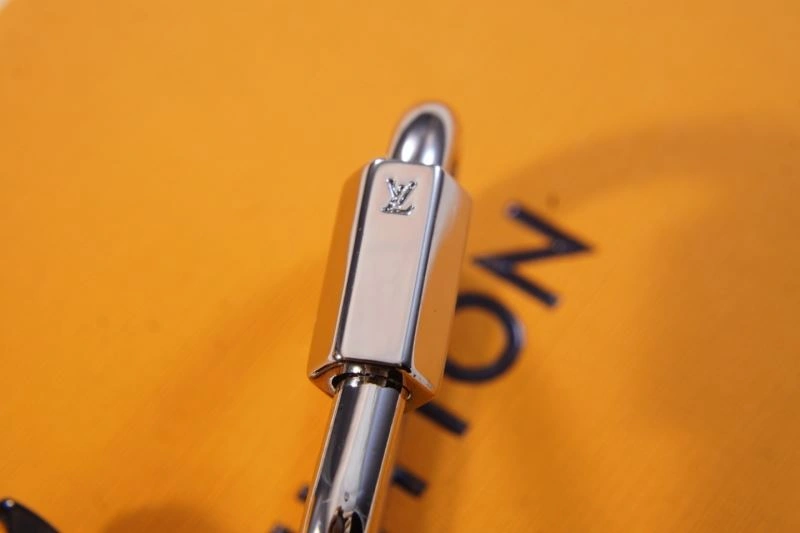 Louis Vuitton Keychains Practical 266786