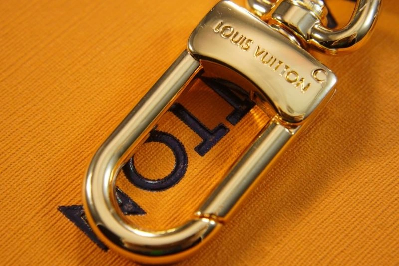 Comfortable Louis Vuitton Keychains 266782