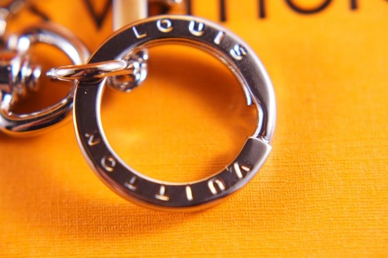 Louis Vuitton Keychains Modern 266763