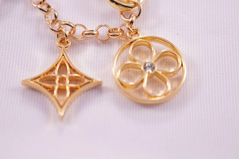 Louis Vuitton Keychains Flexible 266758