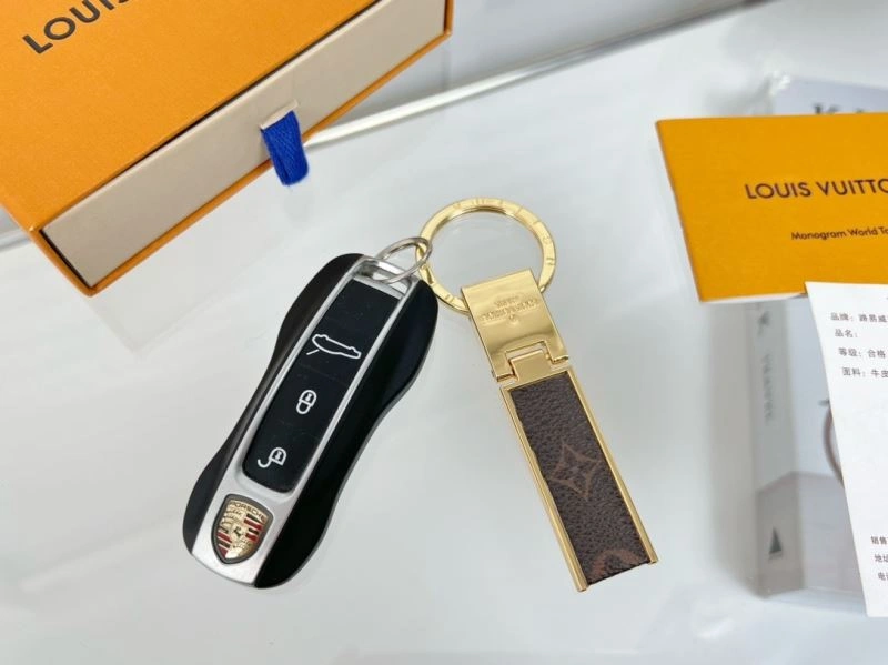Unisex Louis Vuitton Keychains 266767
