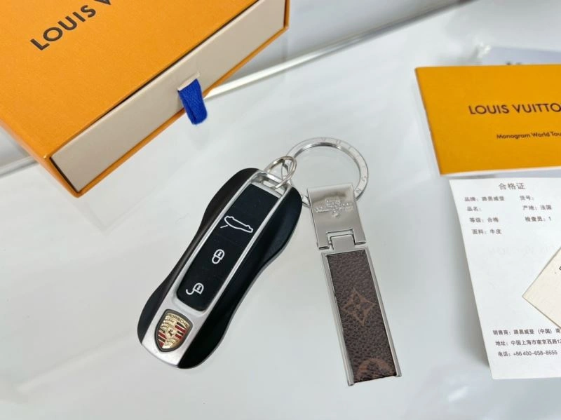 Unisex Louis Vuitton Keychains 266767