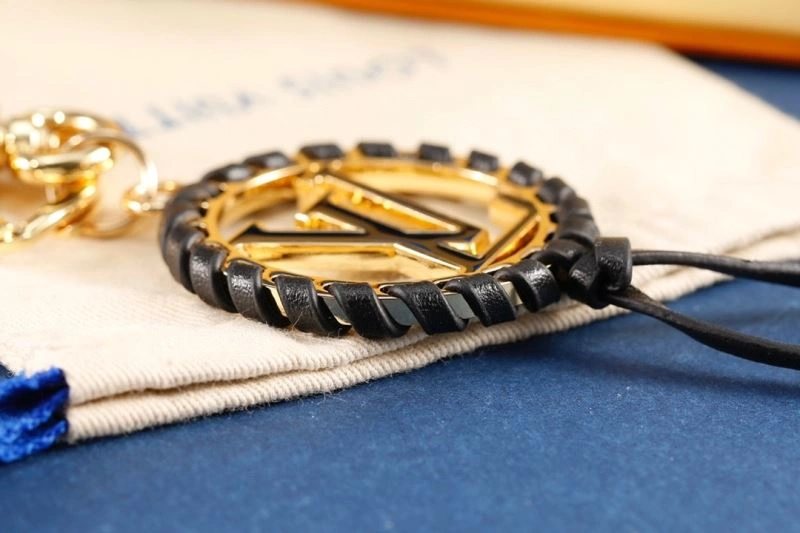 Louis Vuitton Keychains Resilient 267532