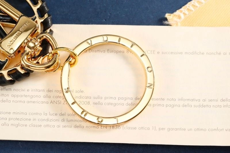 Louis Vuitton Keychains Resilient 267532