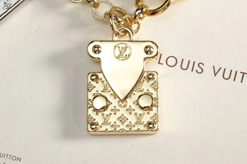 Premium Louis Vuitton Keychains 267537