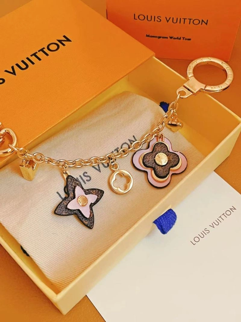 Supportive Louis Vuitton Keychains 267514