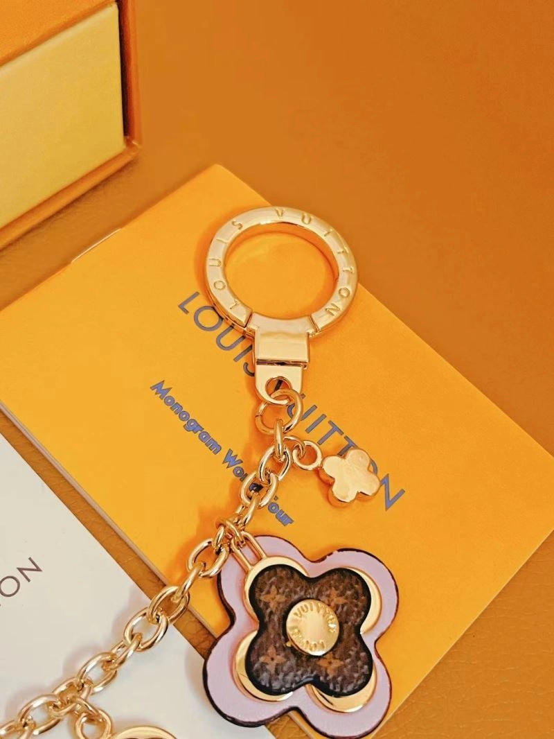 Supportive Louis Vuitton Keychains 267514
