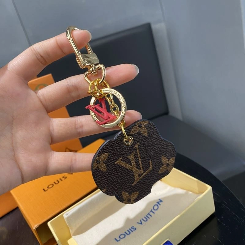 QuickDry Louis Vuitton Keychains 267494