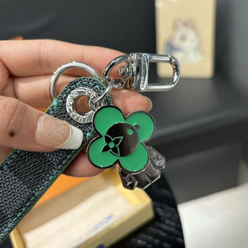RelaxedFit Louis Vuitton Keychains 267500