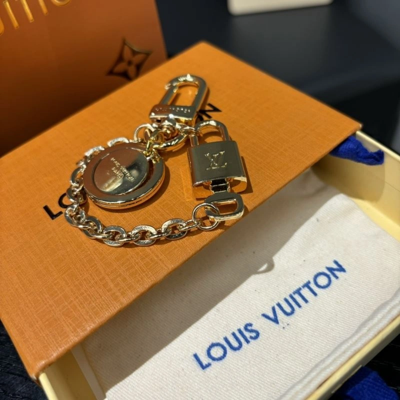 Louis Vuitton Keychains Flexible 267490
