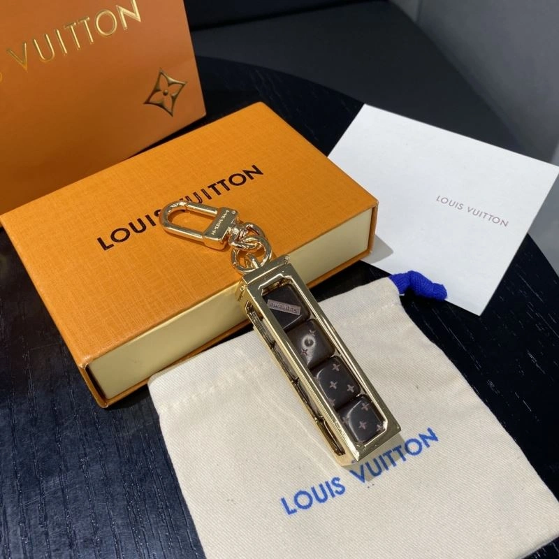 MoistureWicking Louis Vuitton Keychains 267476