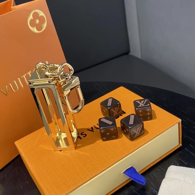 MoistureWicking Louis Vuitton Keychains 267476