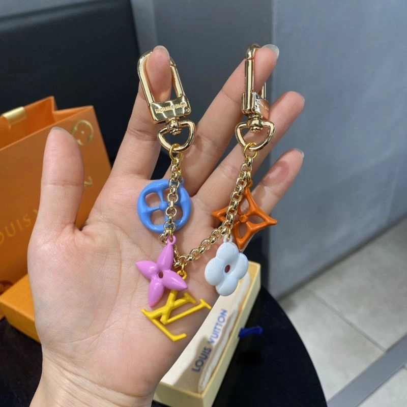 Effortless Louis Vuitton Keychains 267450