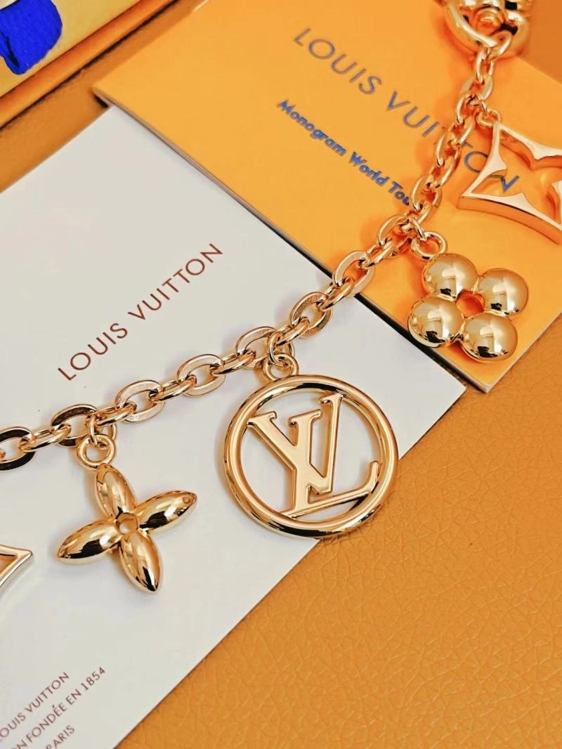 Louis Vuitton Keychains Breathable 267451