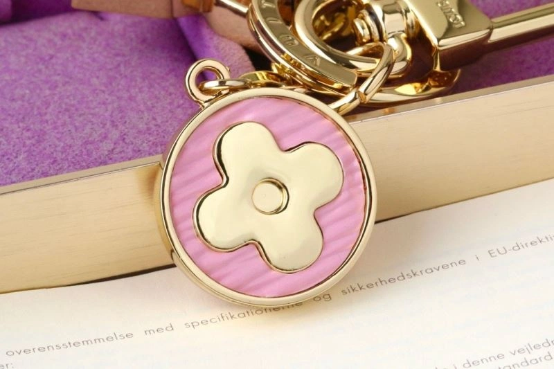 Louis Vuitton Keychains Youthful 265951