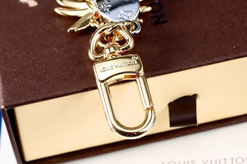 Unisex Louis Vuitton Keychains 265934