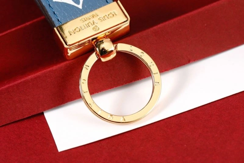 Minimalist Louis Vuitton Keychains 265931