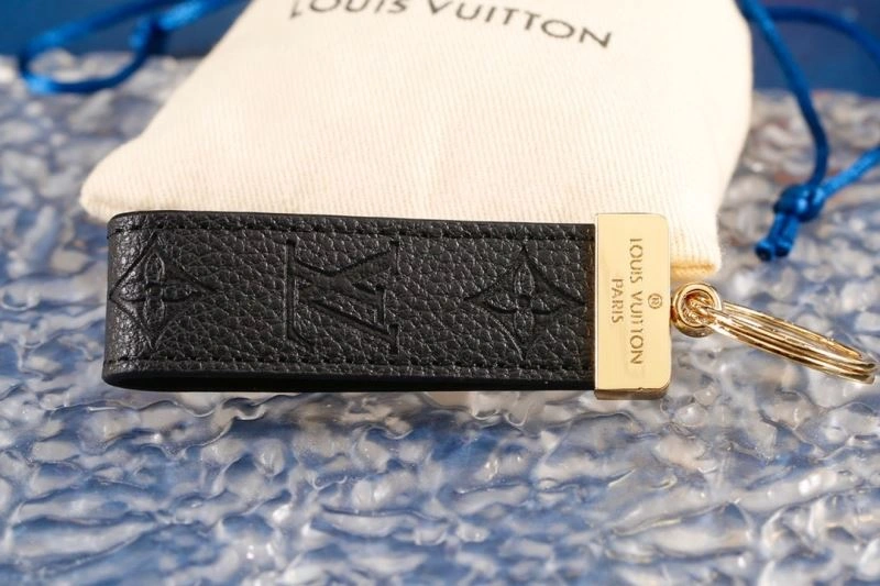 Affordable Louis Vuitton Keychains 265938