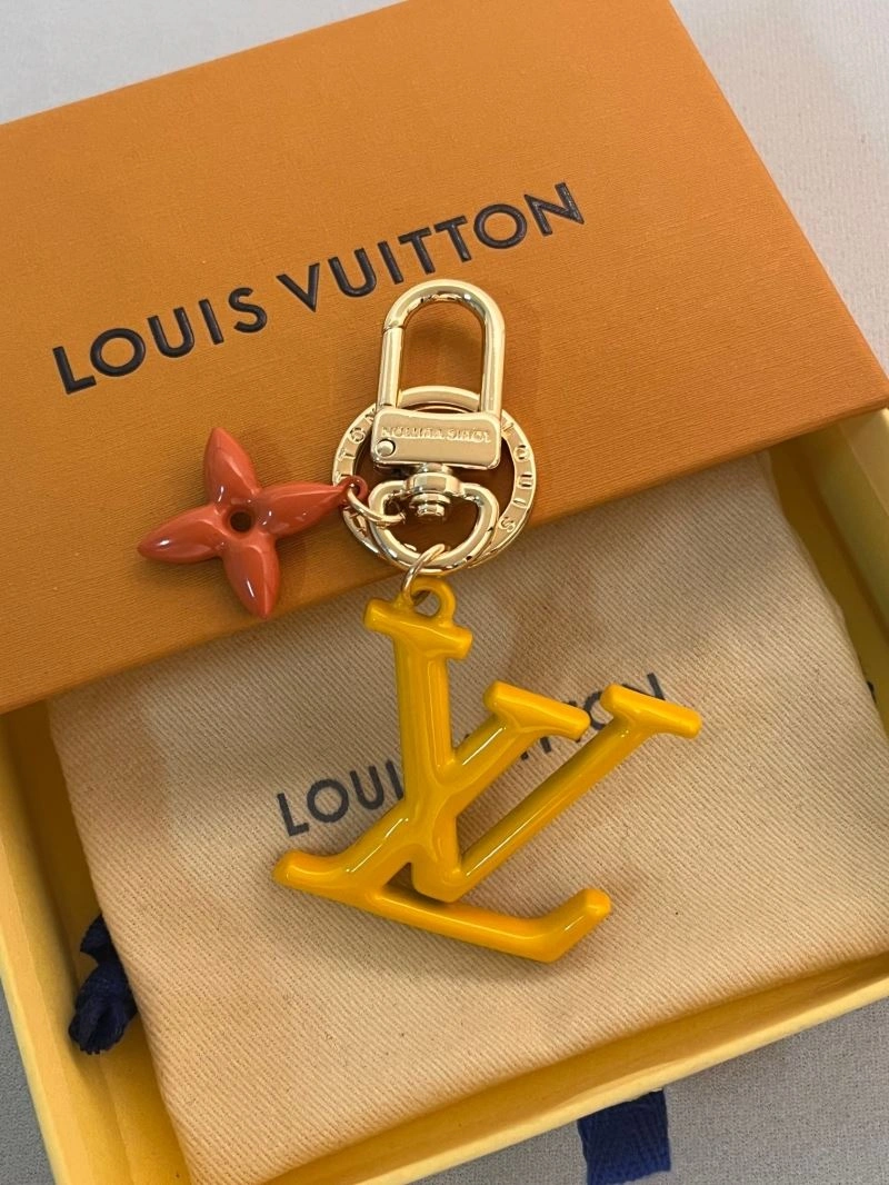 ModernLook Louis Vuitton Keychains 265903