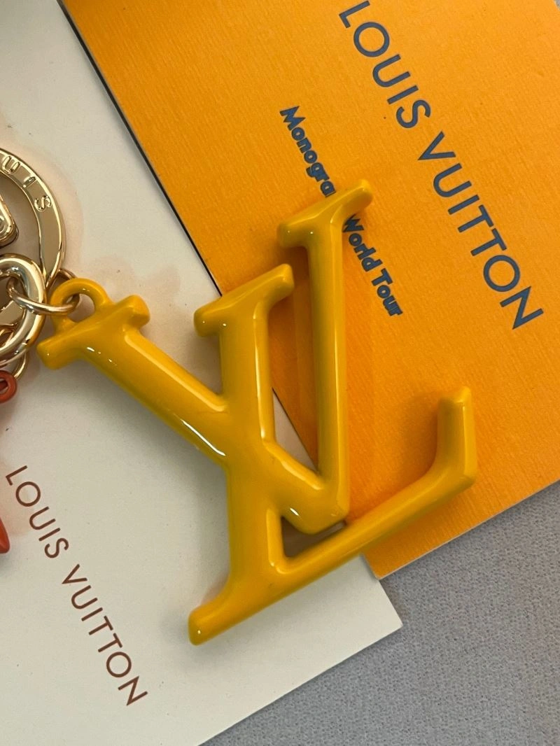 ModernLook Louis Vuitton Keychains 265903