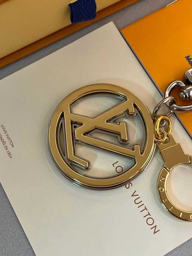 Louis Vuitton Keychains UrbanChic 265879