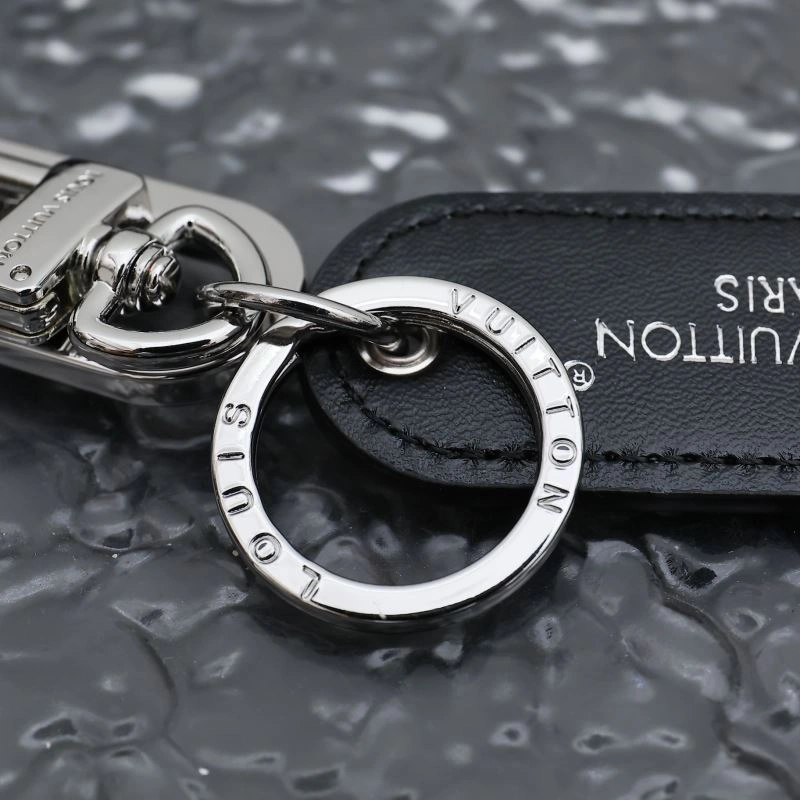 Louis Vuitton Keychains Effortless 267459