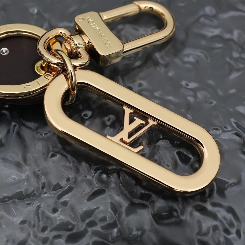 Snug Louis Vuitton Keychains 267460