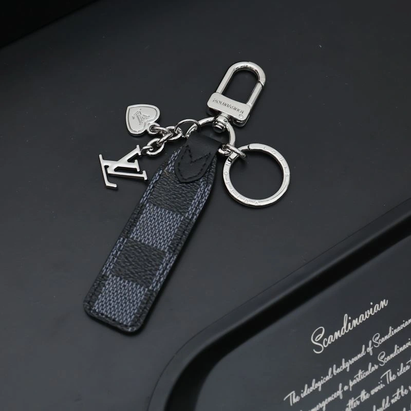 FashionForward Louis Vuitton Keychains 267470