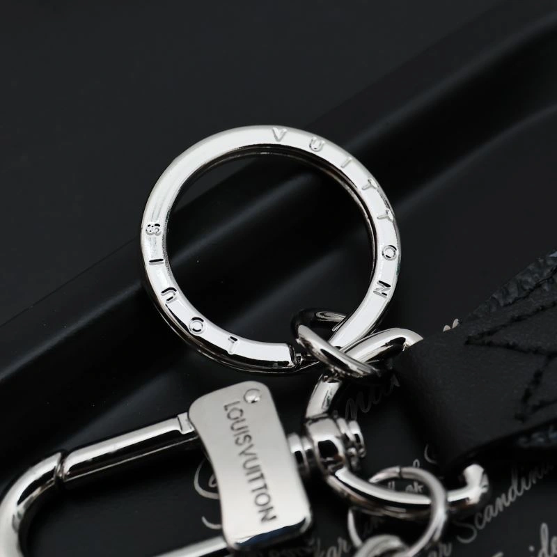 FashionForward Louis Vuitton Keychains 267470