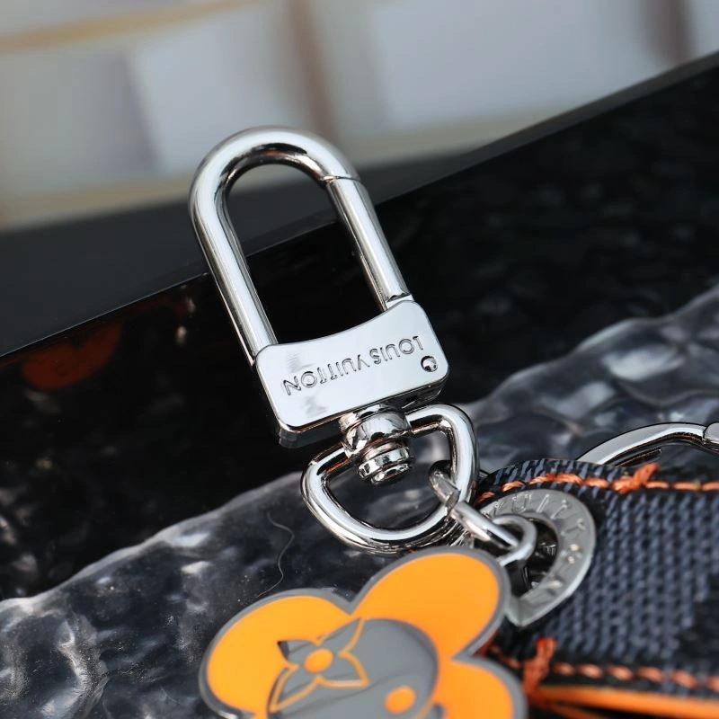 Louis Vuitton Keychains OnTrend 267425